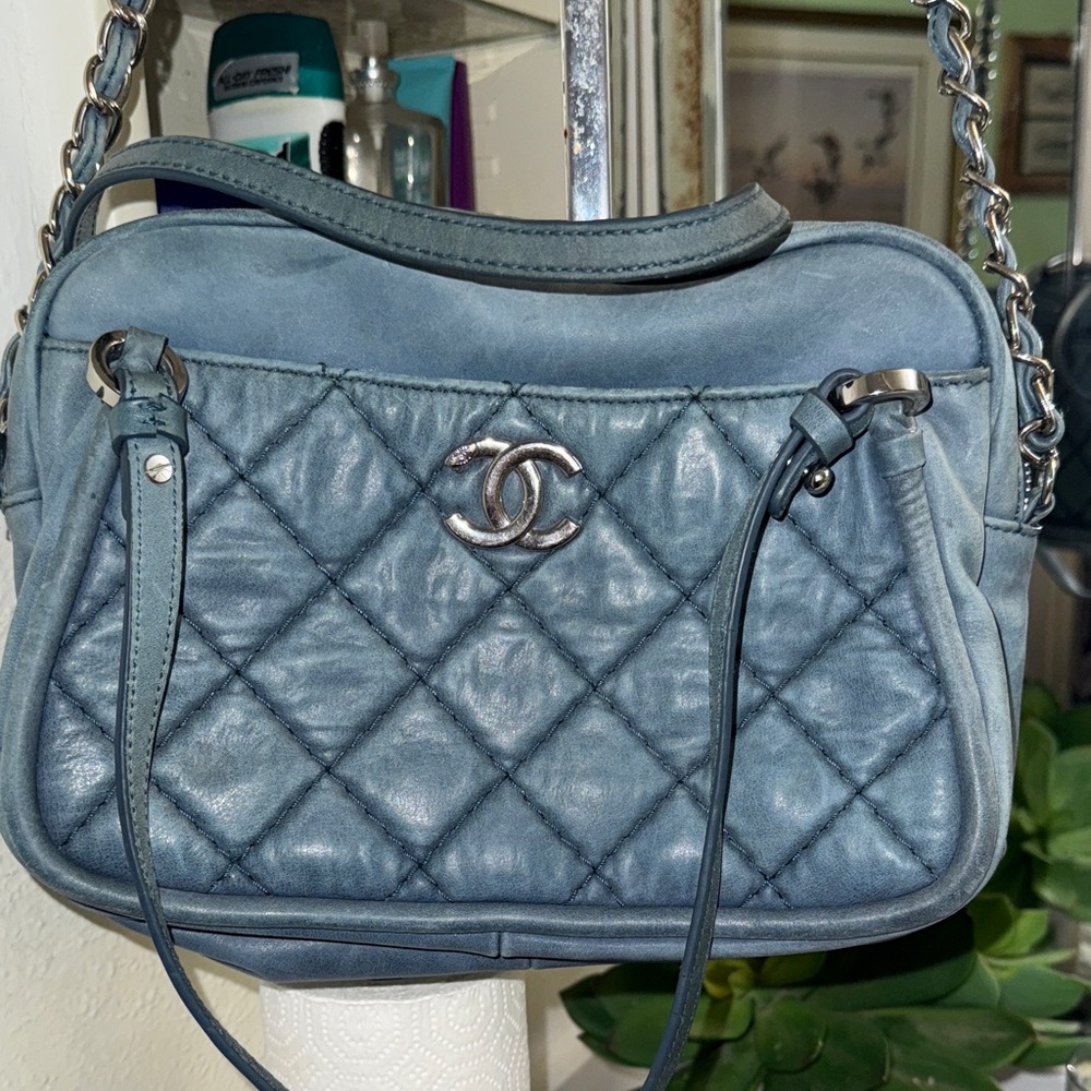 CHANEL Quilted Crossbody Bag in Teal